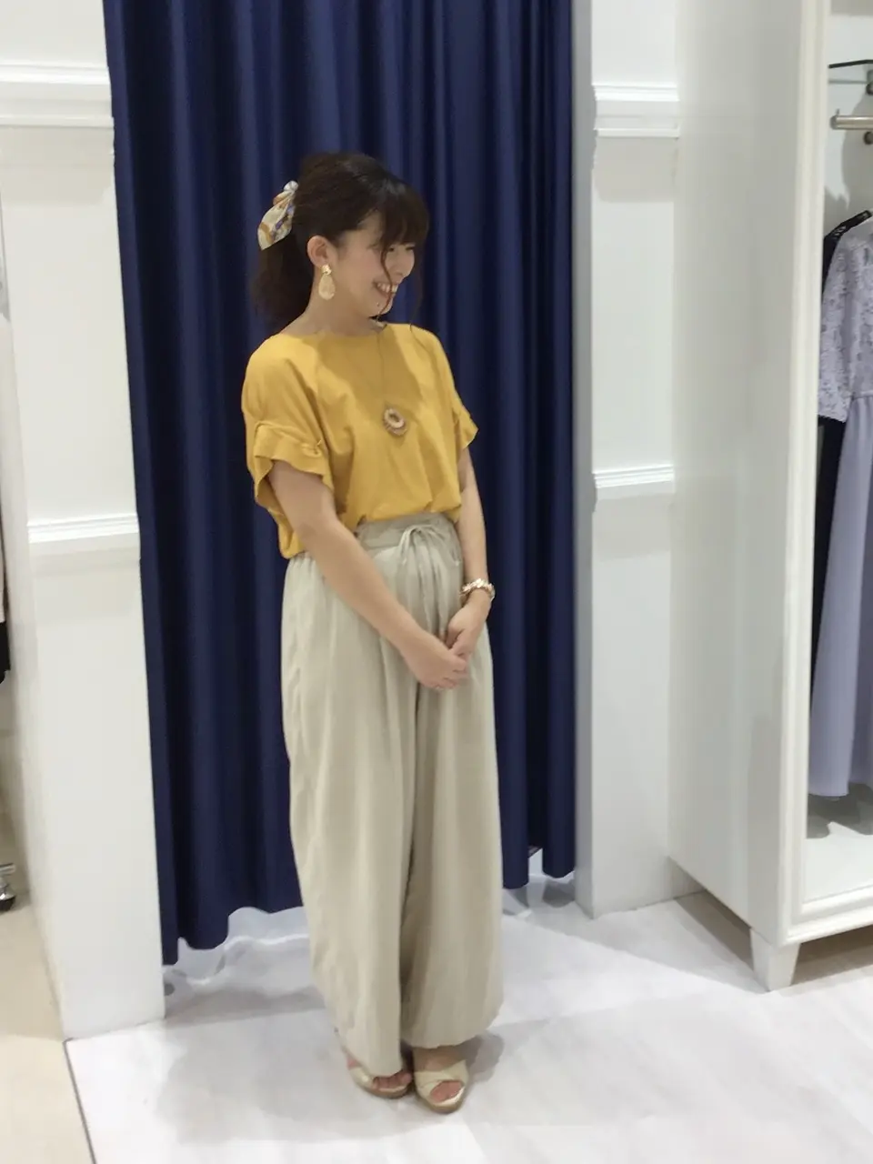 ANY SIS スタッフ コーディネート画像