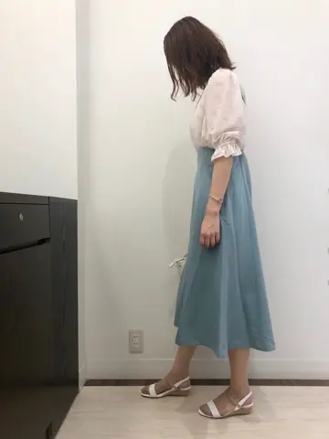 ANY SIS スタッフ コーディネート画像