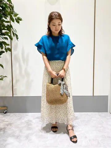 ANY SIS スタッフ コーディネート画像