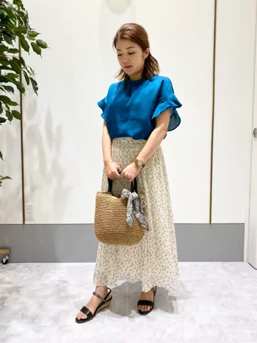 ANY SIS スタッフ コーディネート画像