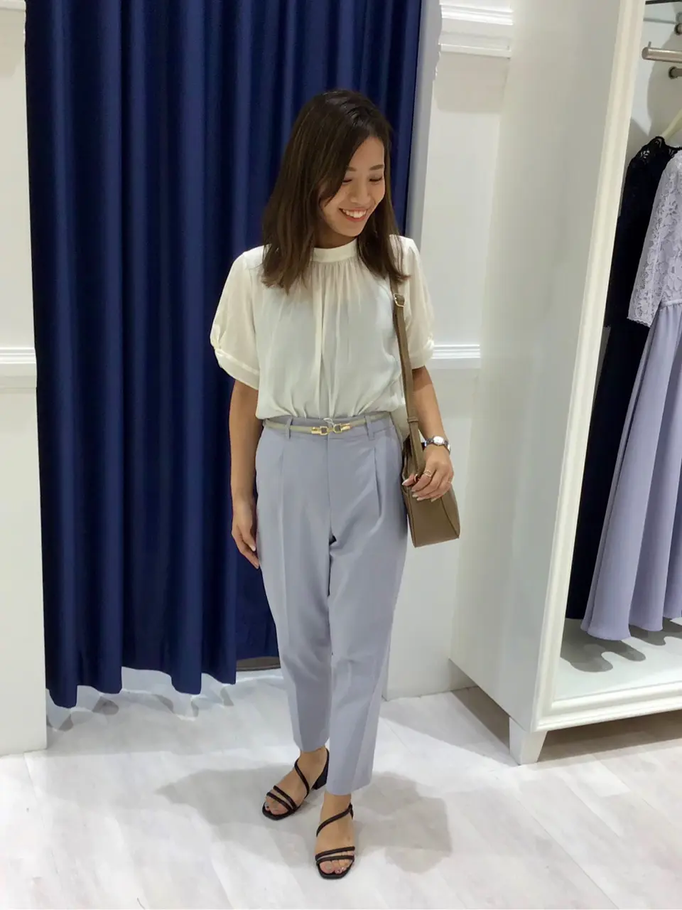 ANY SIS スタッフ コーディネート画像