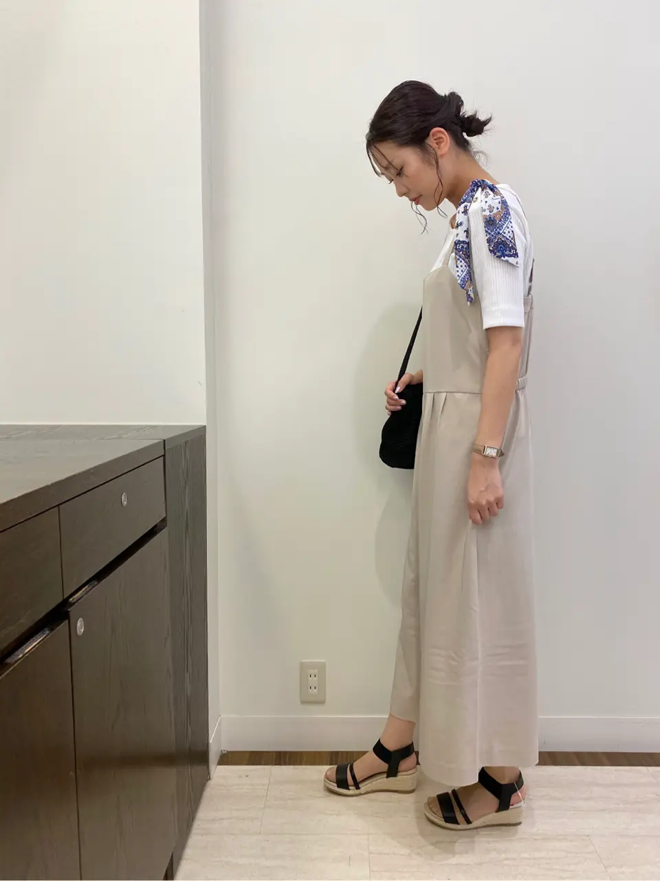 ANY SIS スタッフ コーディネート画像