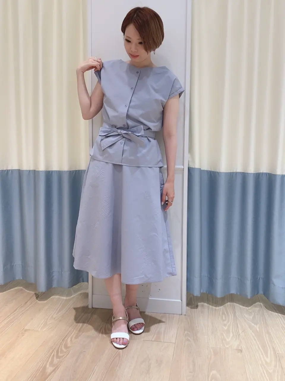 ANY SIS スタッフ コーディネート画像