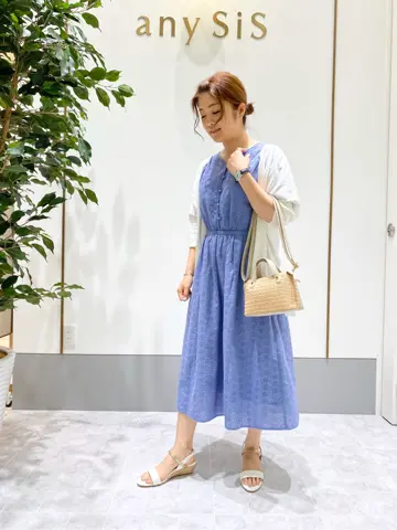 ANY SIS スタッフ コーディネート画像
