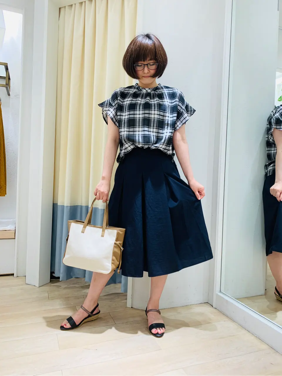 ANY SIS スタッフ コーディネート画像