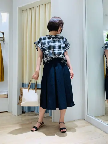 ANY SIS スタッフ コーディネート画像