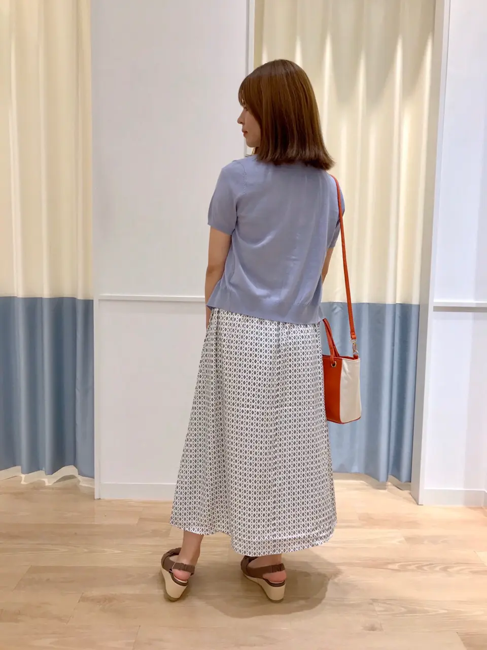 ANY SIS スタッフ コーディネート画像