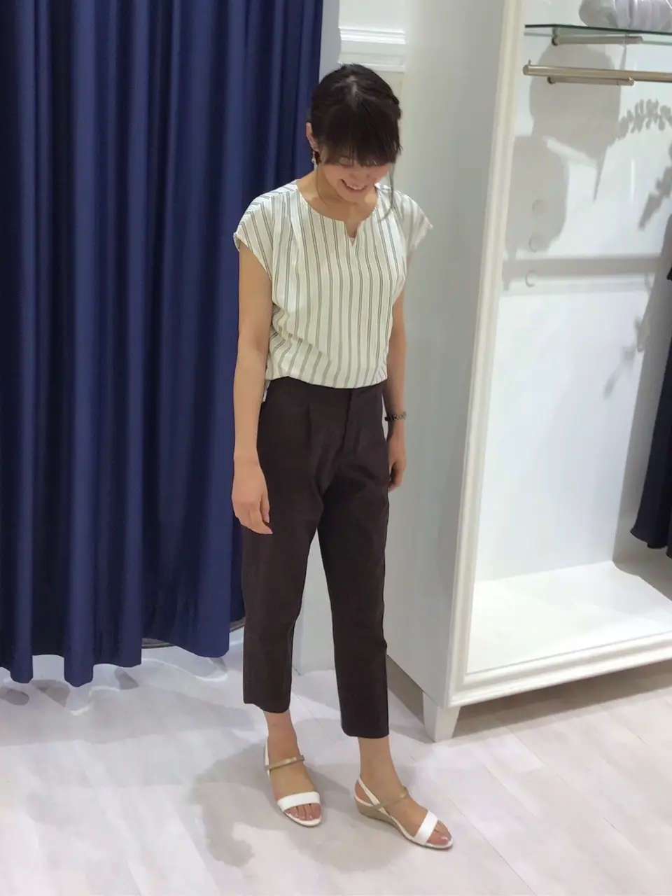 ANY SIS スタッフ コーディネート画像