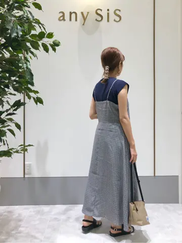 ANY SIS スタッフ コーディネート画像