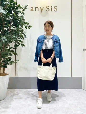 ANY SIS スタッフ コーディネート画像