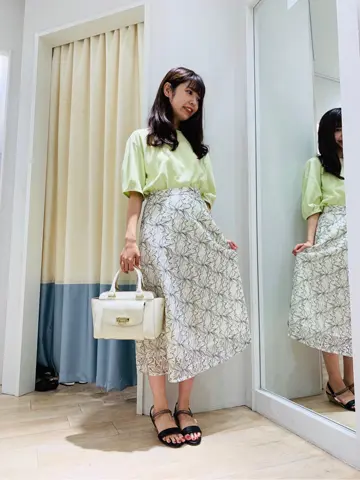 ANY SIS スタッフ コーディネート画像