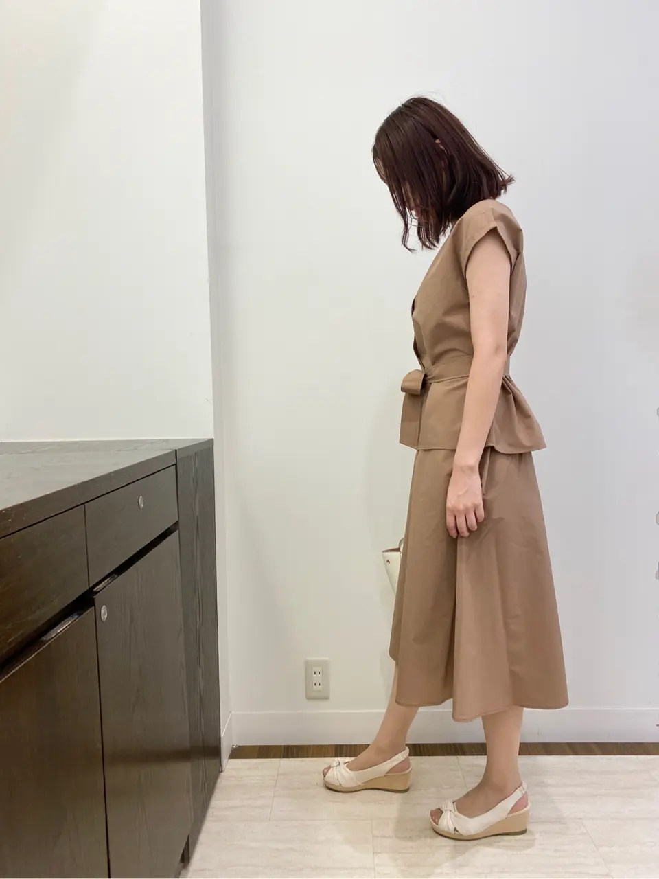 ANY SIS スタッフ コーディネート画像