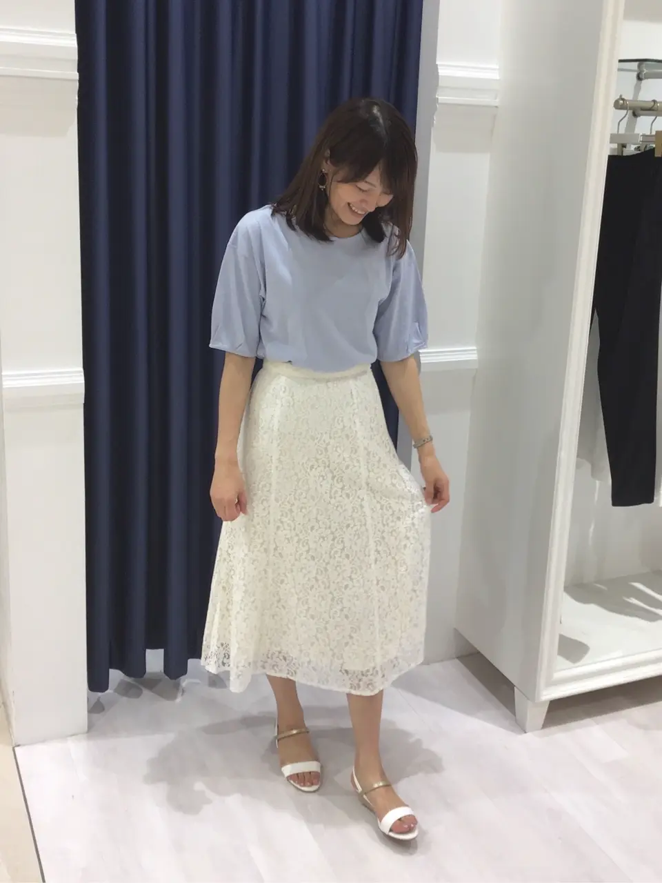 ANY SIS スタッフ コーディネート画像