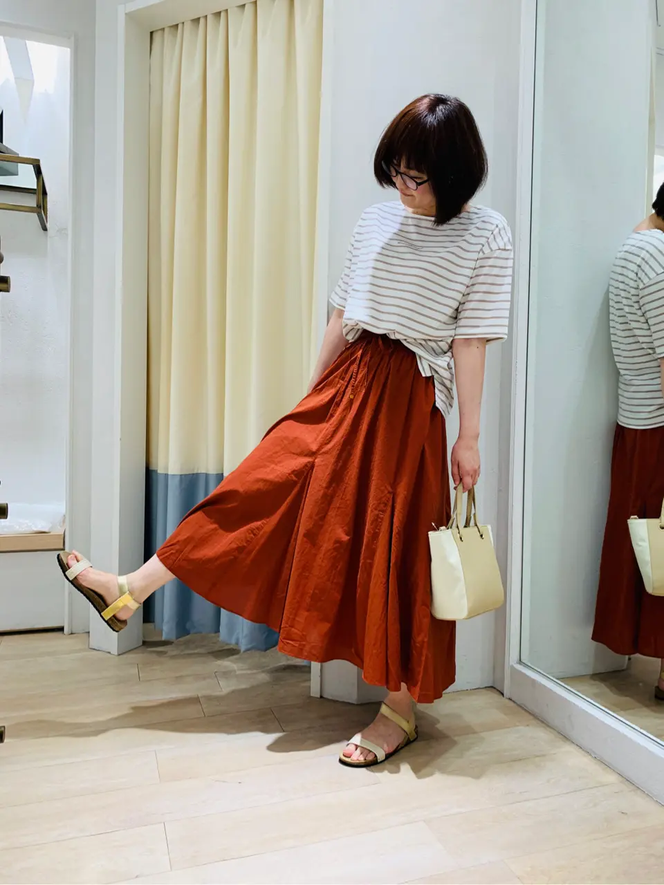 ANY SIS スタッフ コーディネート画像