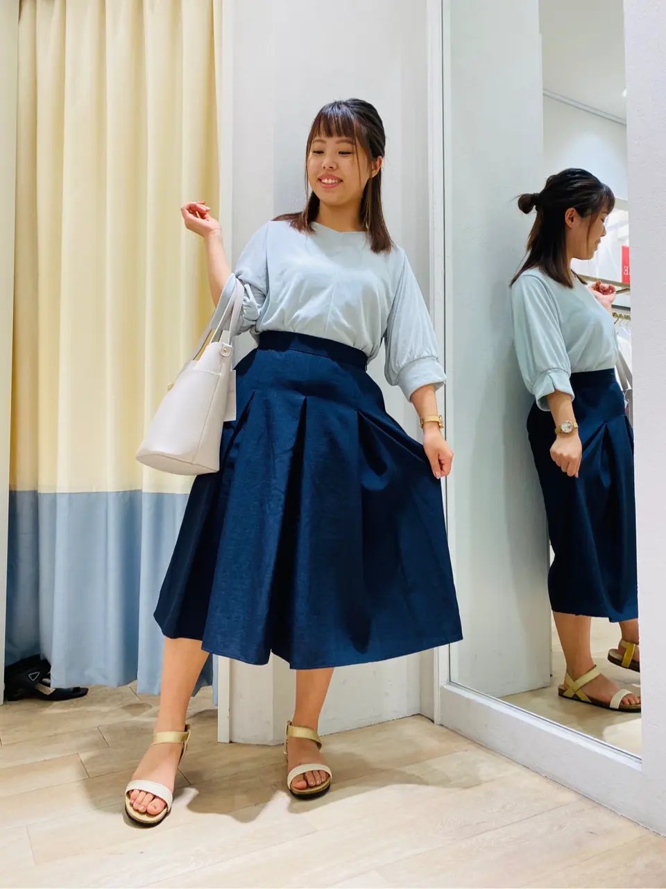 ANY SIS スタッフ コーディネート画像