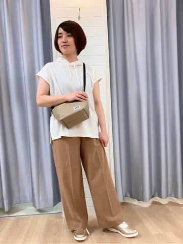 ANY SIS 丸岡 コーディネート画像