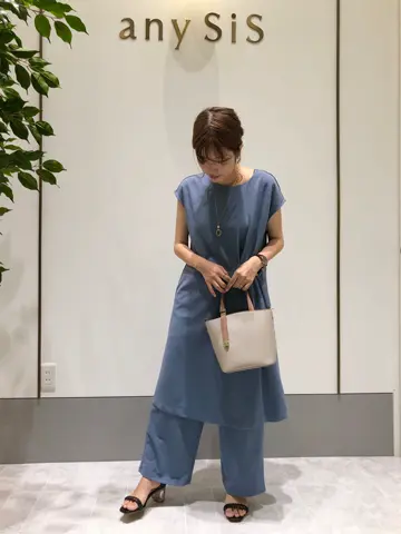 ANY SIS スタッフ コーディネート画像
