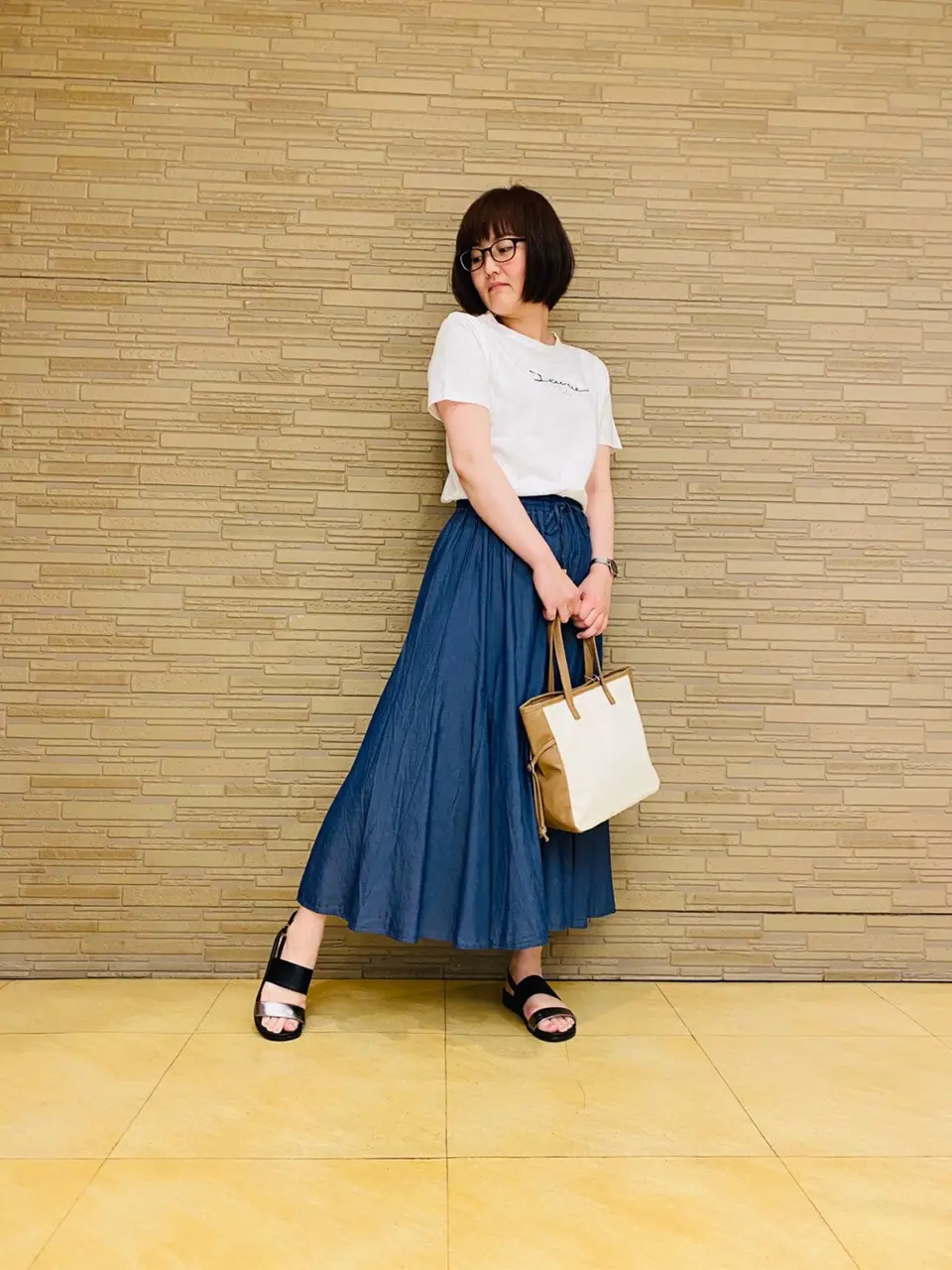 ANY SIS スタッフ コーディネート画像