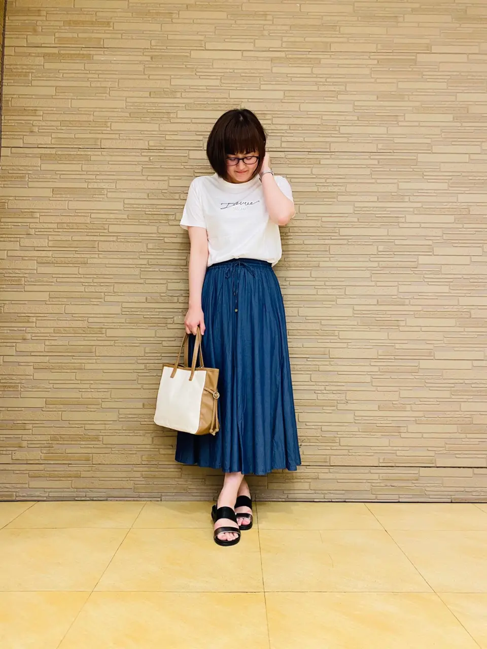 ANY SIS スタッフ コーディネート画像