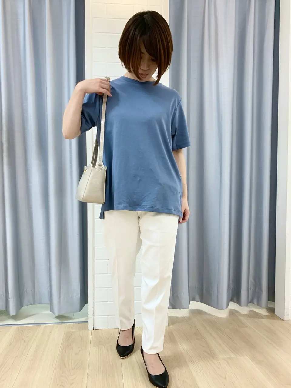 ANY SIS 丸岡 コーディネート画像