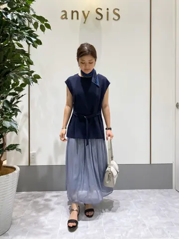 ANY SIS スタッフ コーディネート画像