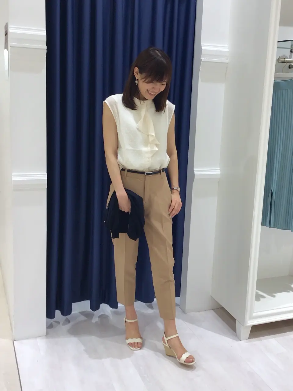 ANY SIS スタッフ コーディネート画像