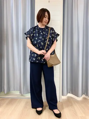 ANY SIS 丸岡 コーディネート画像