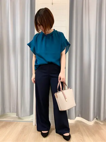 ANY SIS 丸岡 コーディネート画像