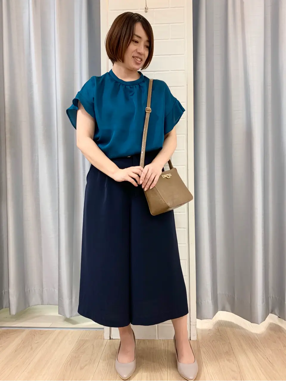 ANY SIS 丸岡 コーディネート画像