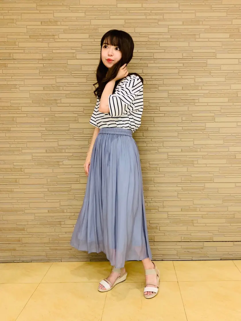 ANY SIS スタッフ コーディネート画像