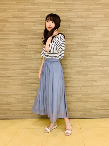 ANY SIS スタッフ コーディネート画像