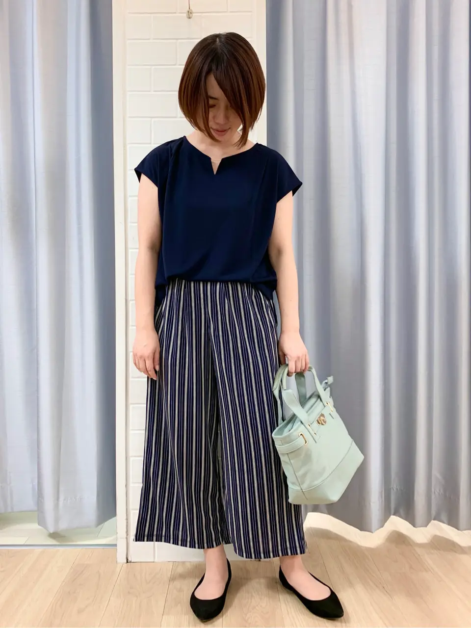 ANY SIS 丸岡 コーディネート画像