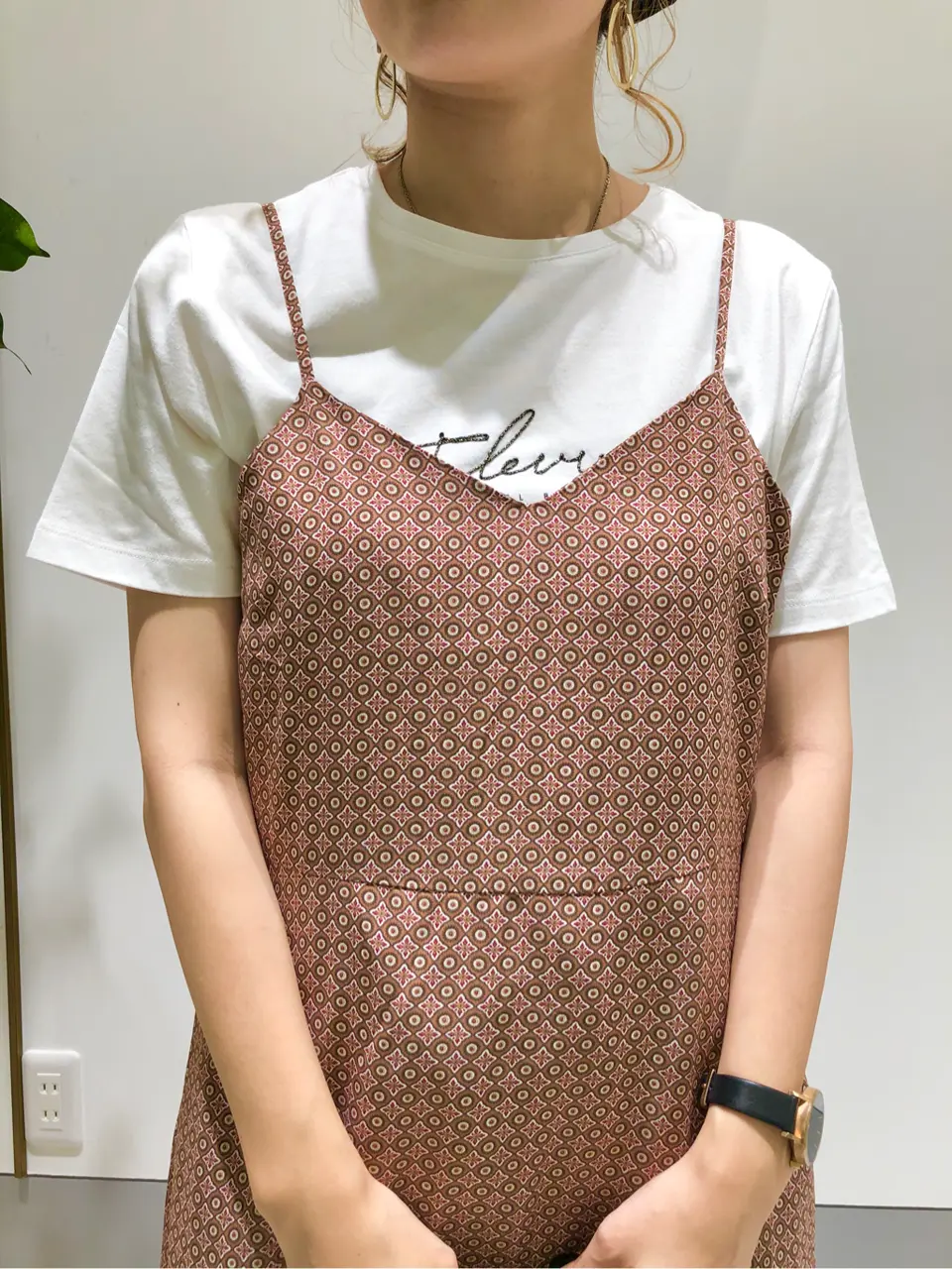 ANY SIS スタッフ コーディネート画像