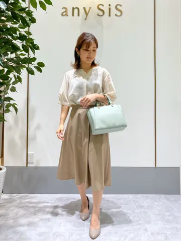 ANY SIS スタッフ コーディネート画像