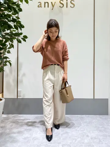 ANY SIS スタッフ コーディネート画像