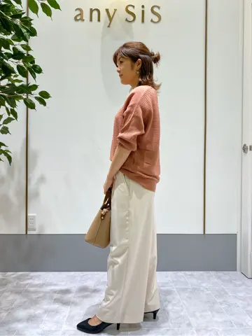ANY SIS スタッフ コーディネート画像