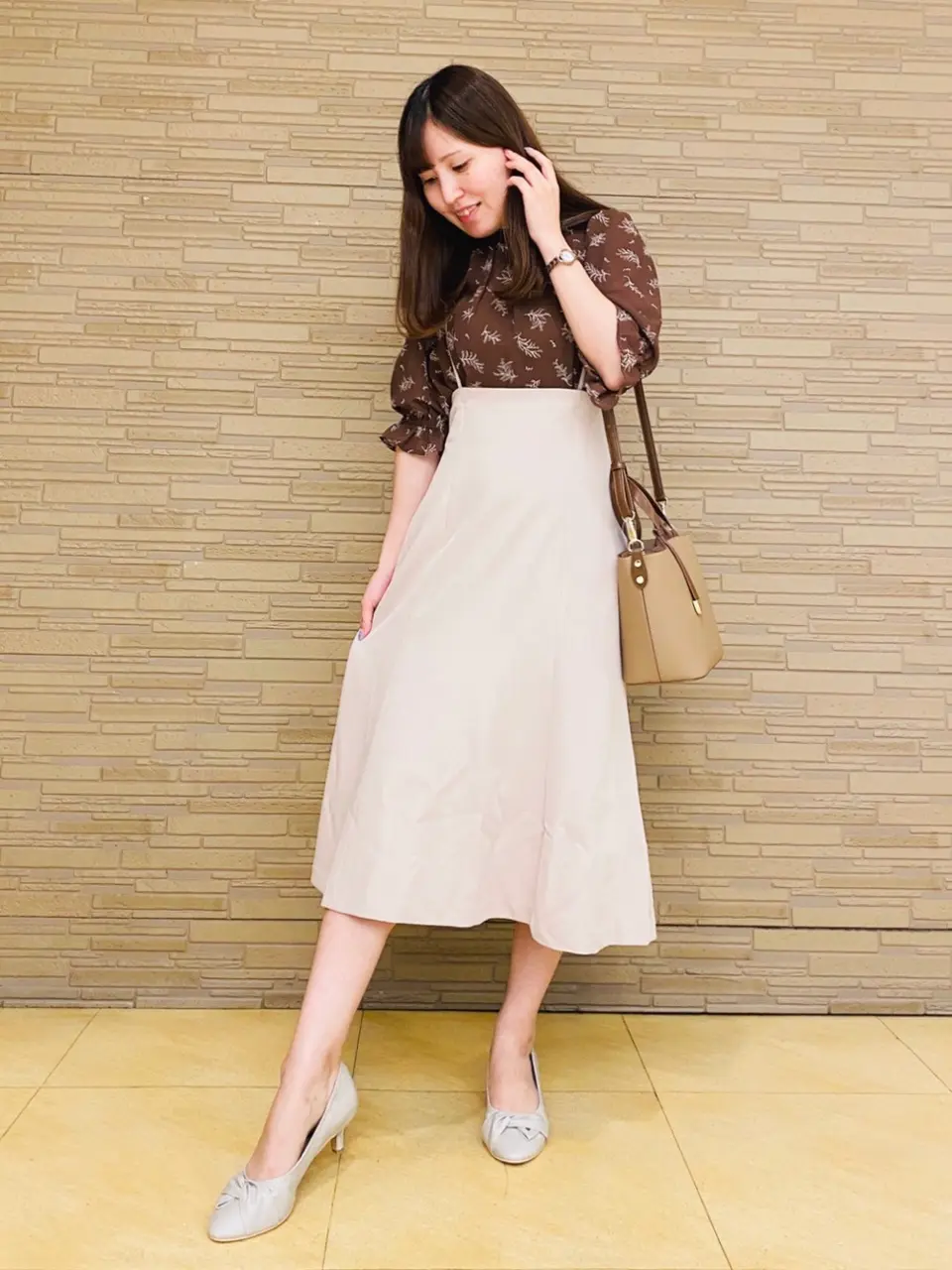 ANY SIS スタッフ コーディネート画像