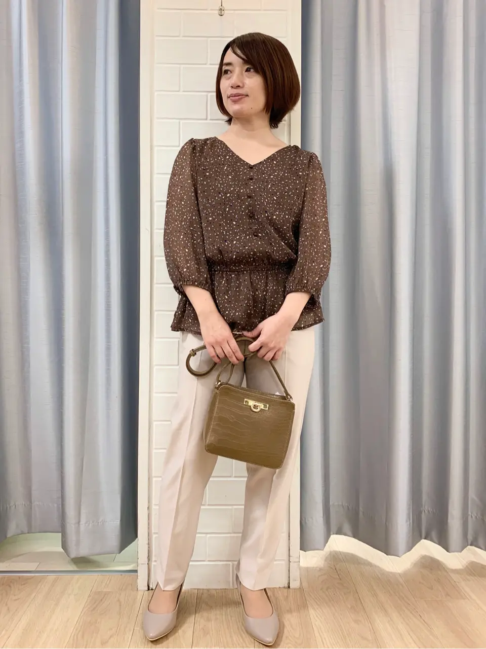 ANY SIS 丸岡 コーディネート画像