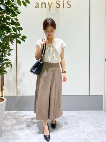 ANY SIS スタッフ コーディネート画像