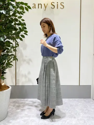 ANY SIS スタッフ コーディネート画像