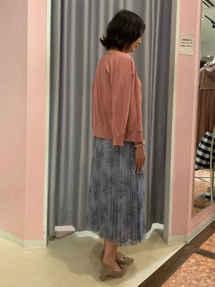 ANY SIS スタッフ コーディネート画像