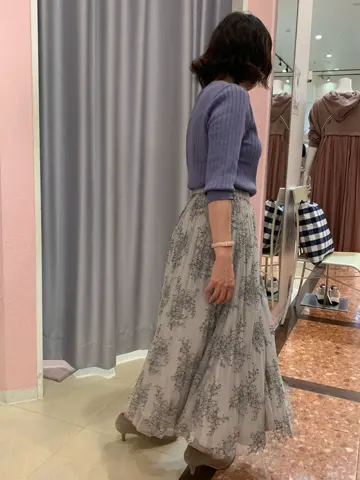 ANY SIS スタッフ コーディネート画像