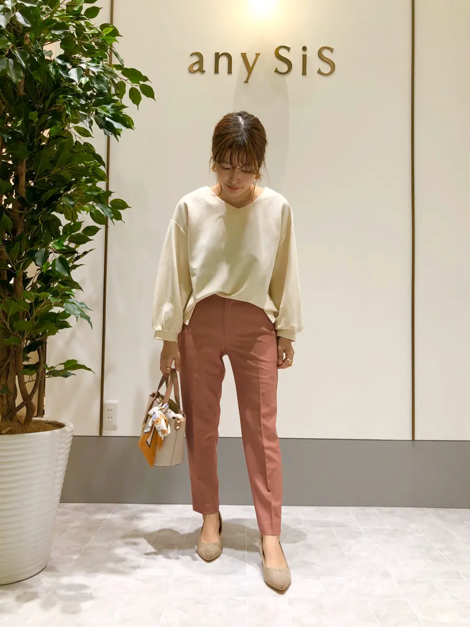  スタッフ コーディネート画像