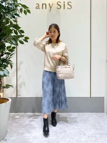 ANY SIS スタッフ コーディネート画像