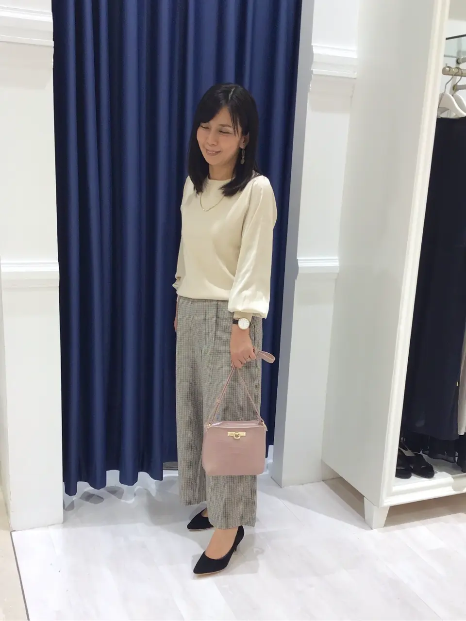 ANY SIS スタッフ コーディネート画像