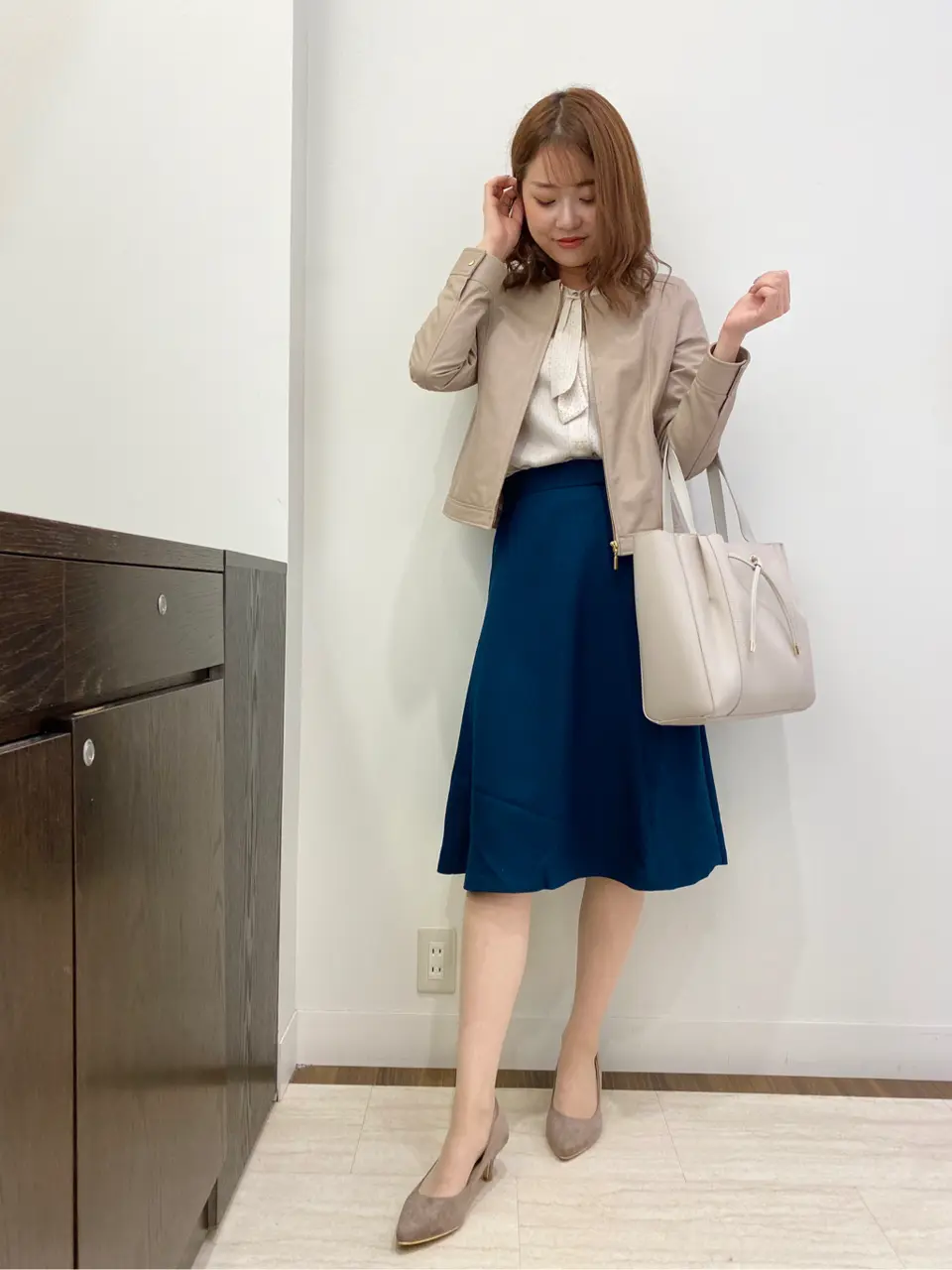 ANY SIS スタッフ コーディネート画像