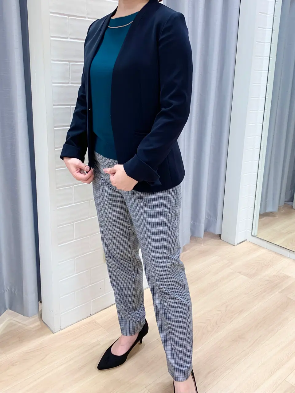 ANY SIS 丸岡 コーディネート画像