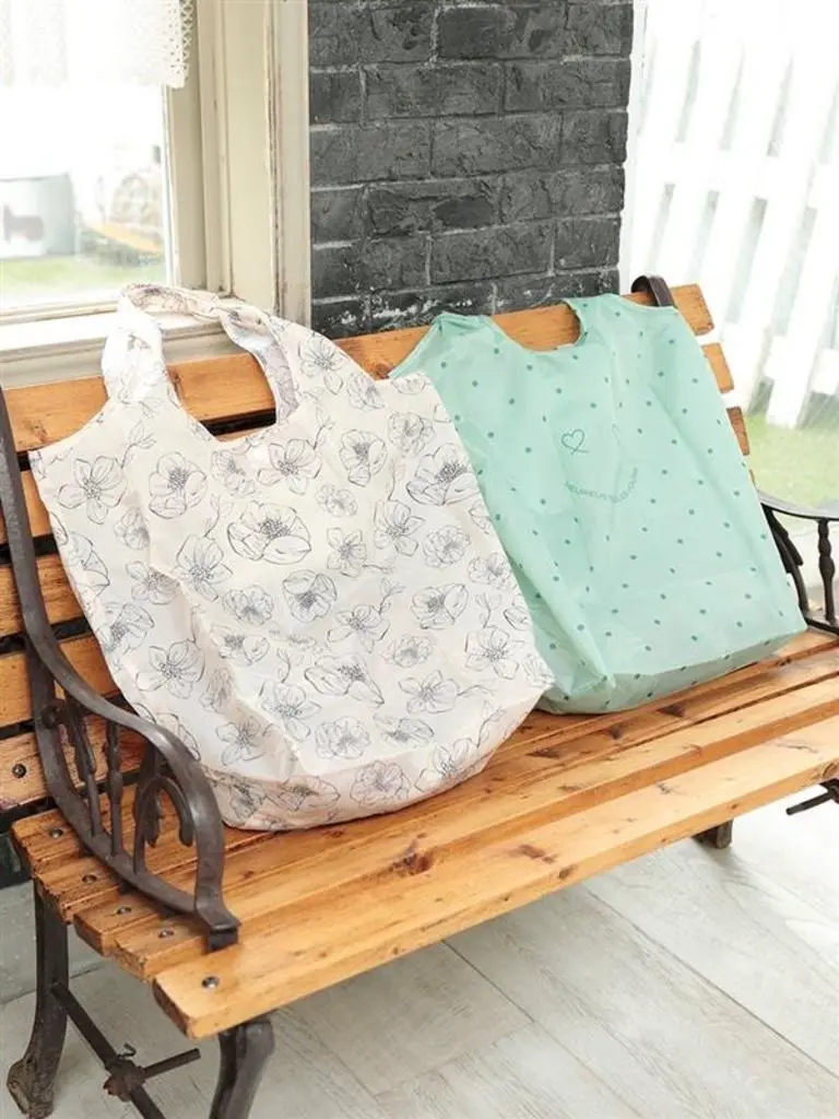 ANY SIS 丸岡 コーディネート画像