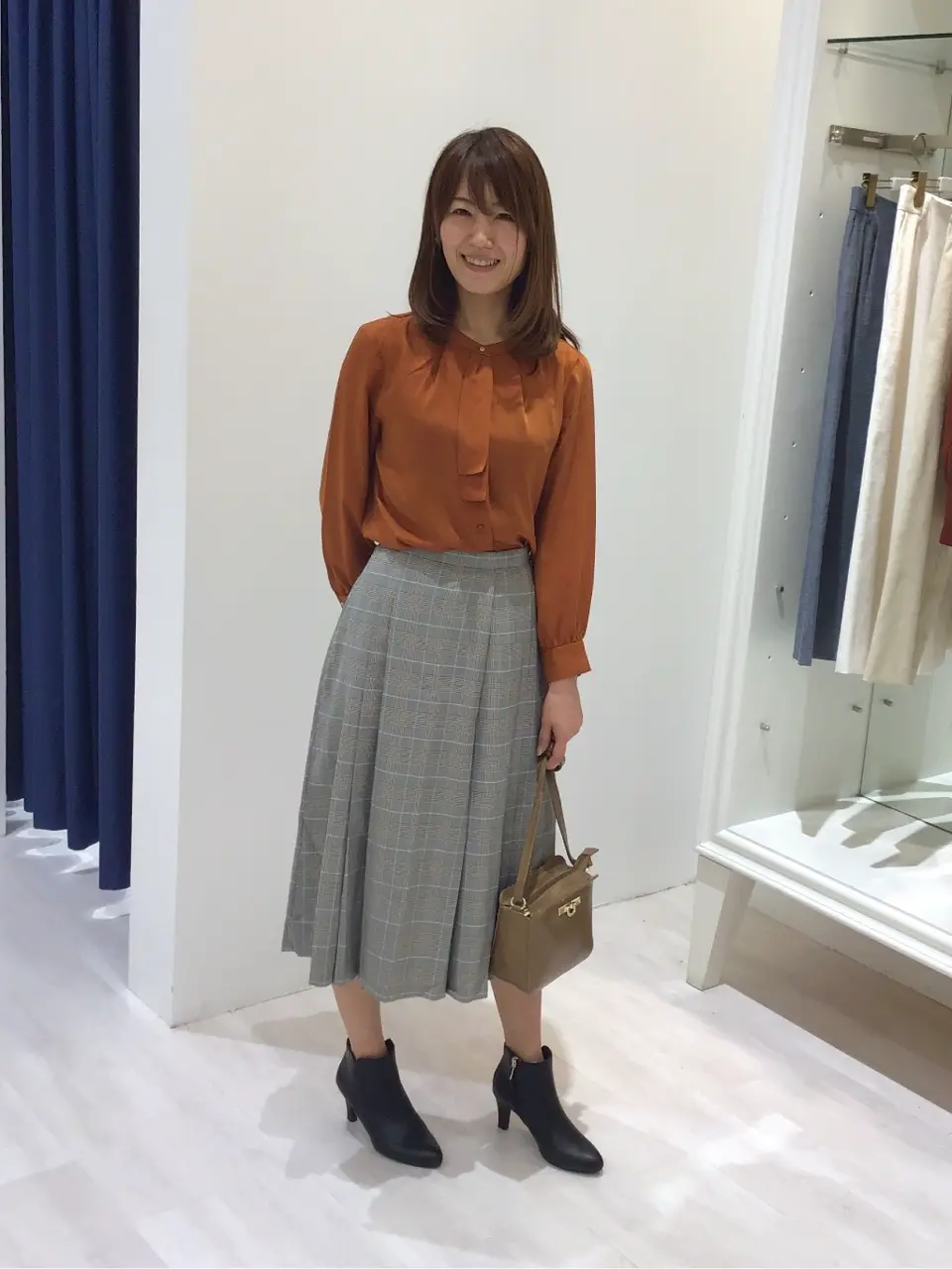 ANY SIS スタッフ コーディネート画像