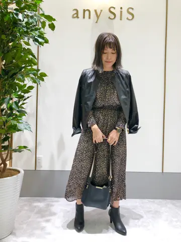 ANY SIS スタッフ コーディネート画像